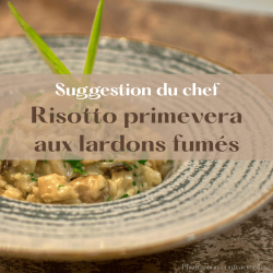 Risotto primevera (petits pois asperges) aux lardons fumés